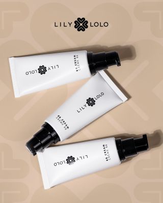 Ne vždy je čas na 10 kroků péče a kouzla se štětcem. Ale i s jedním produktem se dá udělat hodně. ⚪ BB krém Lily Lolo: ✔...